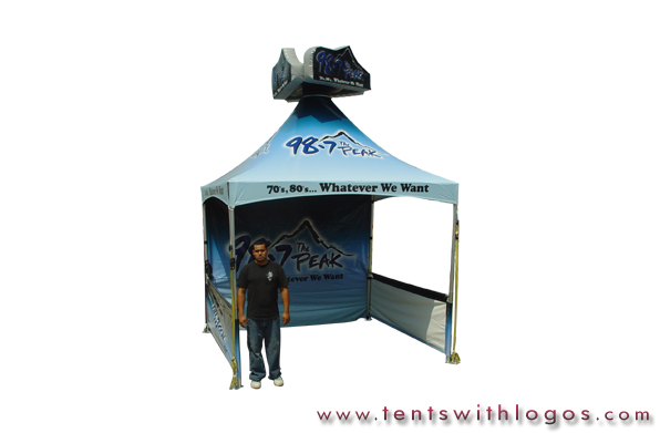10 x 10 Tent in Motion - 98.7